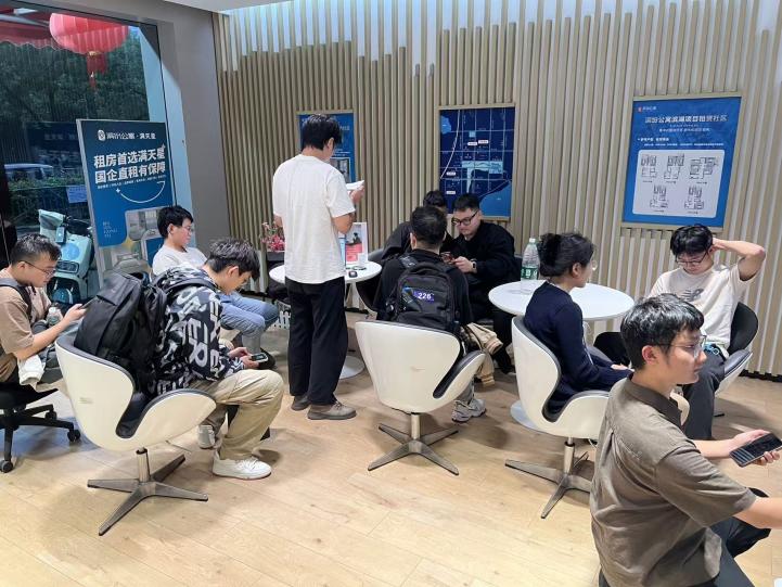 滨纷公寓暖迎新疆学子！筑牢来肥落脚“第一站”