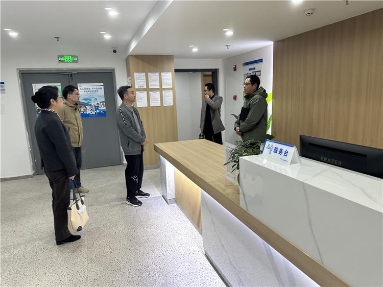 微信图片_2025-10-23_143843_652.jpg