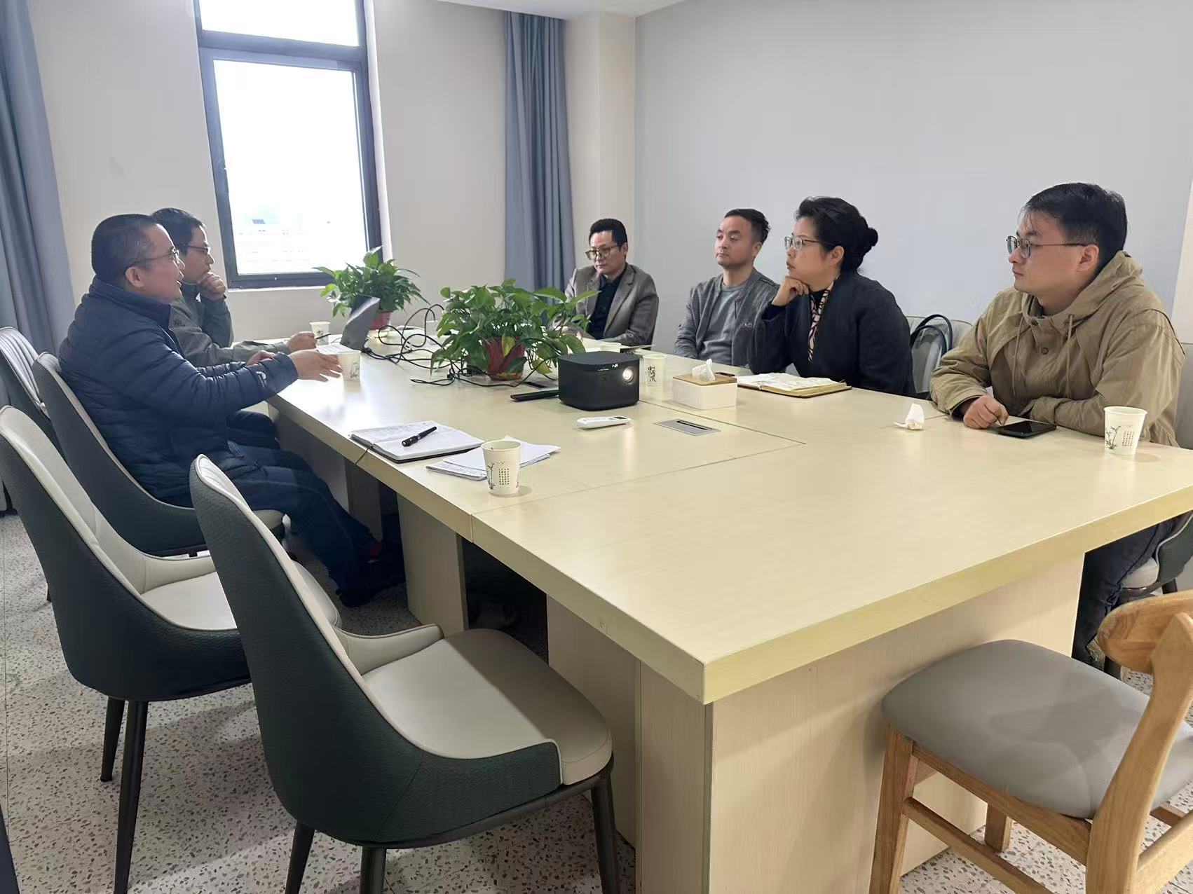 我会协同考察人民巷9号公寓 助力国企资产盘活与租赁升